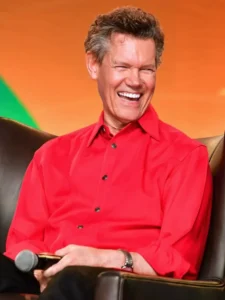 Randy Travis, a country music star, has revealed a life-changing health diagnosis (3)