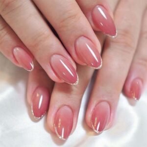 10 Simple Nail Designs for Minimalist Mani Lovers (2)