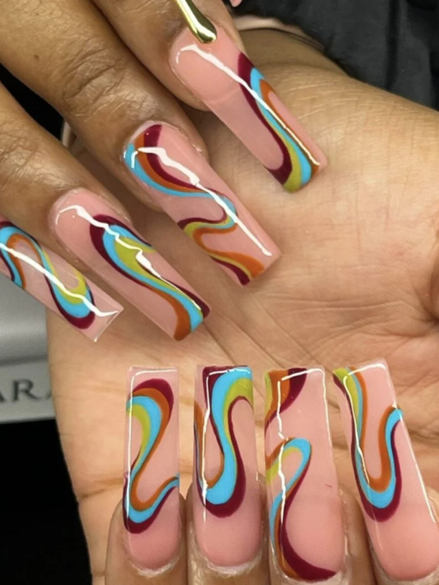 9 Cute Swirl Nail Designs You’ll Be Rushing to Try